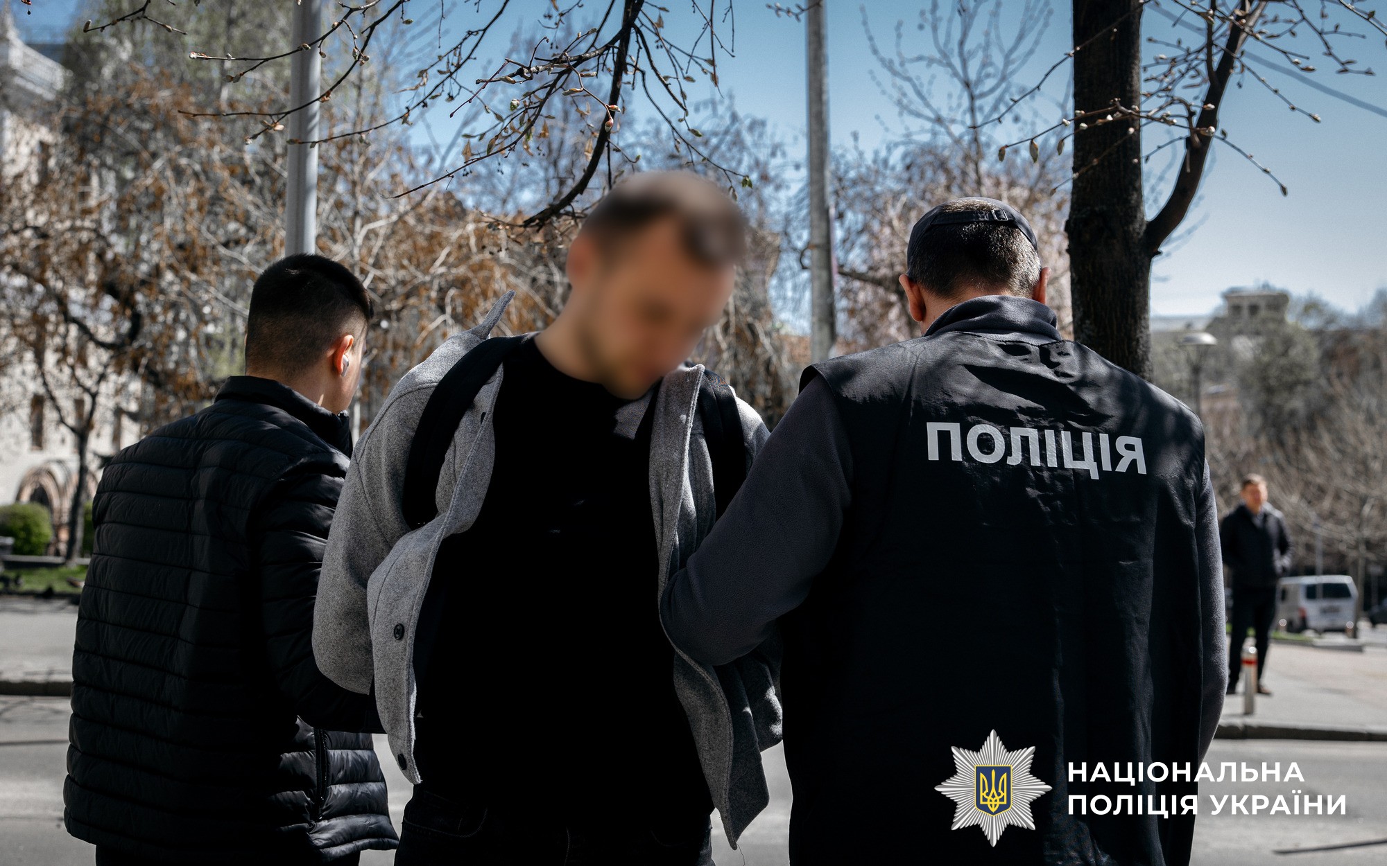 Викрито схему легалізації іноземців у Києві: зловмисники влаштовували “роботу” для незаконного працевлаштування